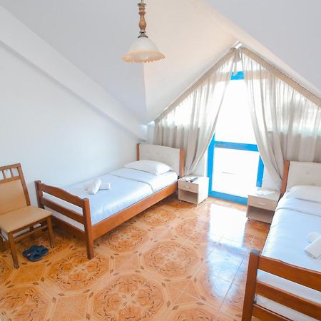 Hotel Ambasador Bahçallëk Zewnętrze zdjęcie