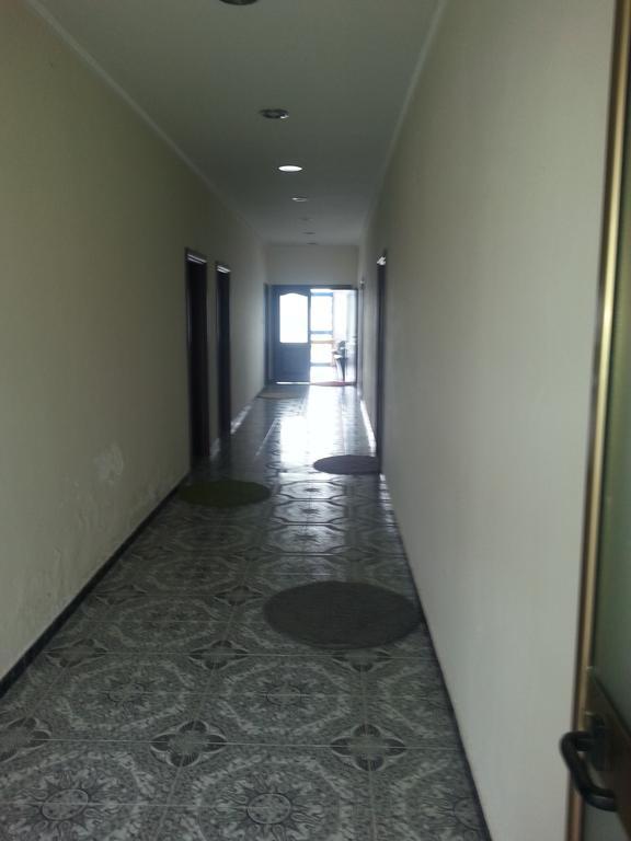 Hotel Ambasador Bahçallëk Zewnętrze zdjęcie