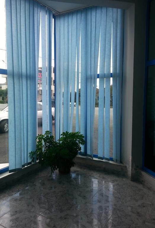 Hotel Ambasador Bahçallëk Zewnętrze zdjęcie