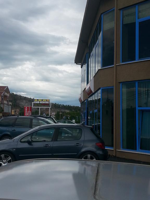 Hotel Ambasador Bahçallëk Zewnętrze zdjęcie